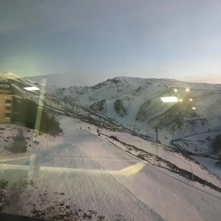 아파트 Al Lado De Plaza Con Piscina Climatizada 시에라네바다