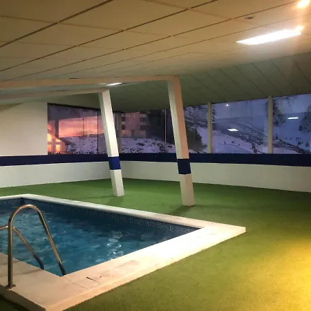Al Lado De Plaza Con Piscina Climatizada Sierra Nevada