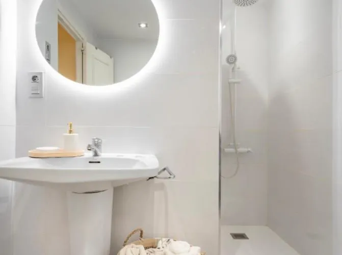 Al Lado De Plaza Con Piscina Climatizada Lejlighed *